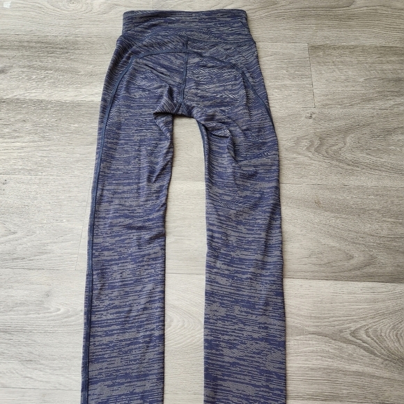 Outdoor Voices Dark Blue Leggings Size XS Free Form Style Inner Waist Pocket - Picture 3 of 12